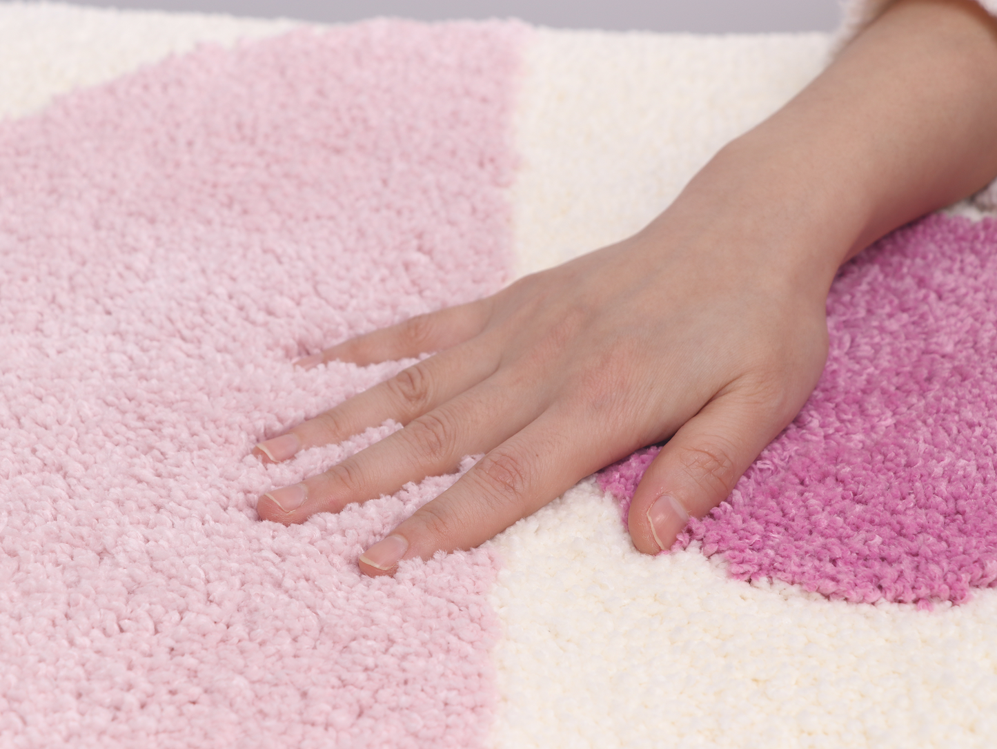 Pink & Ivory / Cream Abstract Fluffy Bath Mat – Non-Slip Washable Boho Rug